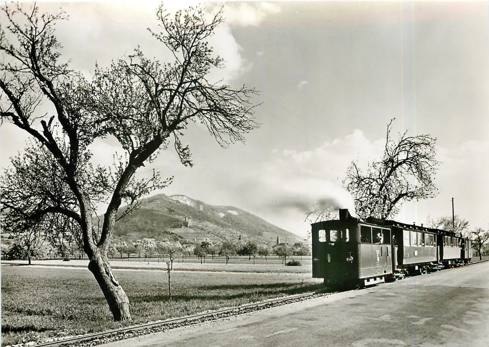 Viagem do „Feurigen Elias“ ao longo da Bergstraße — Oberrheinische Eisenbahn-Gesellschaft AG, Henschel & Sohn, 1890 — E 153/77 - Frente