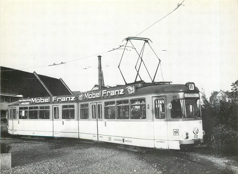 Tramway Tw 232 — Möbel Franz — Mainz — Stadwerke Mainz AG - Recto