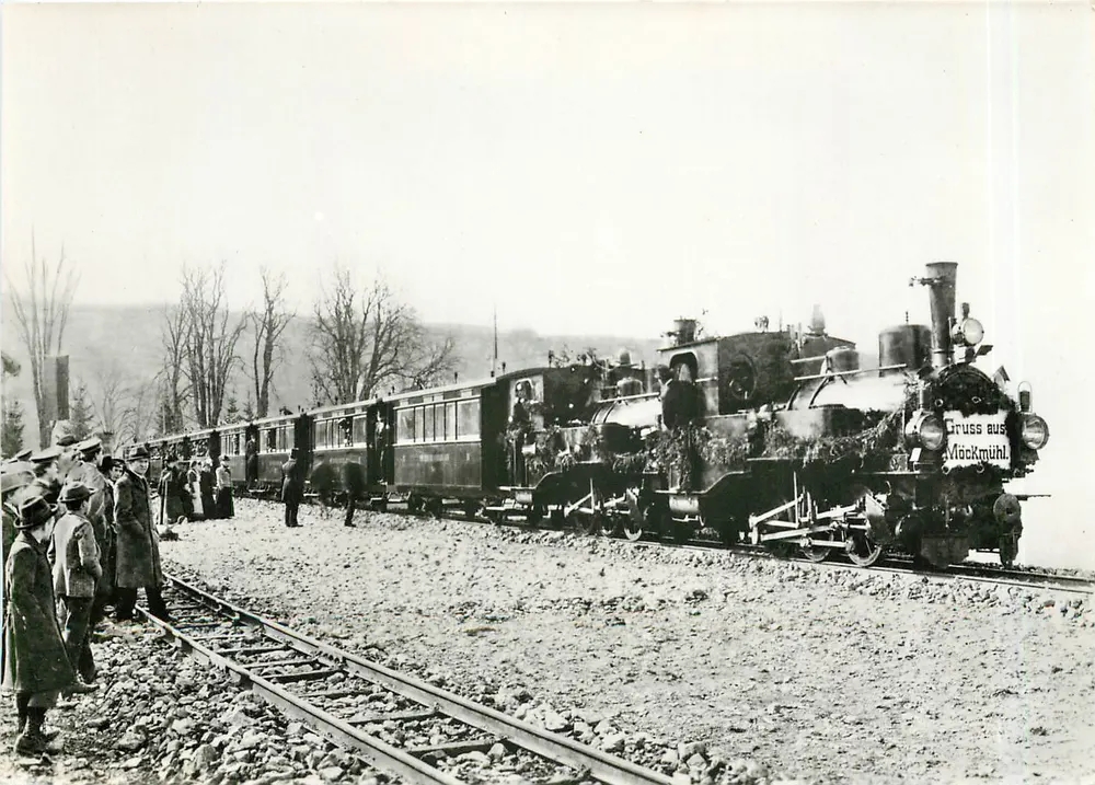 Train de mise en service de la ligne secondaire Möckmühl-Dörzbach — Eröffnungszug am 15. März 1901 — éditeur Deutsche Gesellschaft f. Eisenbahngeschichte e.V., Karlsruhe - Recto