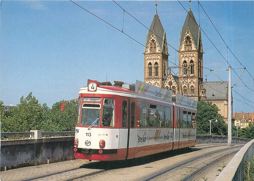 Tram GT 4 113 in Freiburg — Freiburger Straßenbahn — Verlag Freunde der Freiburger Straßenbahn - Vorderseite