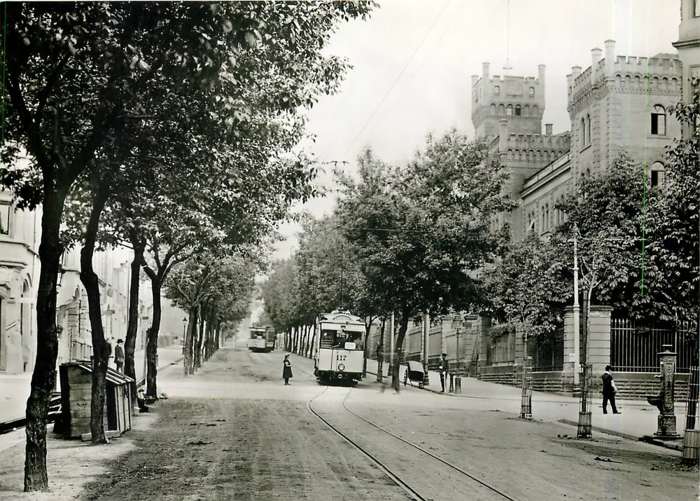 Stuttgart - Bismarckstraße/Moltkeaserne (atual Schwab-/Bebelstraße) — junho 1907 — Metz Photokarten, SMS-Sammelkarte Nr. 13 - Frente