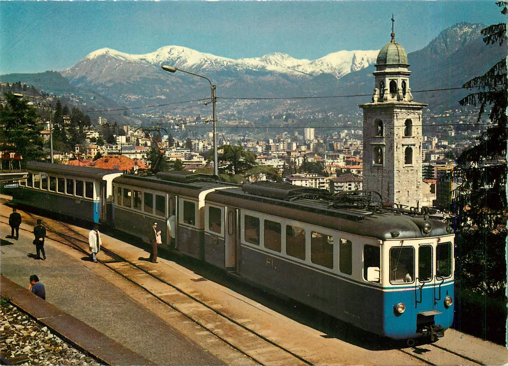Treno a Lugano — vista di Lugano — Edizione Käsi-Engelberger, n° 8402 - Recto