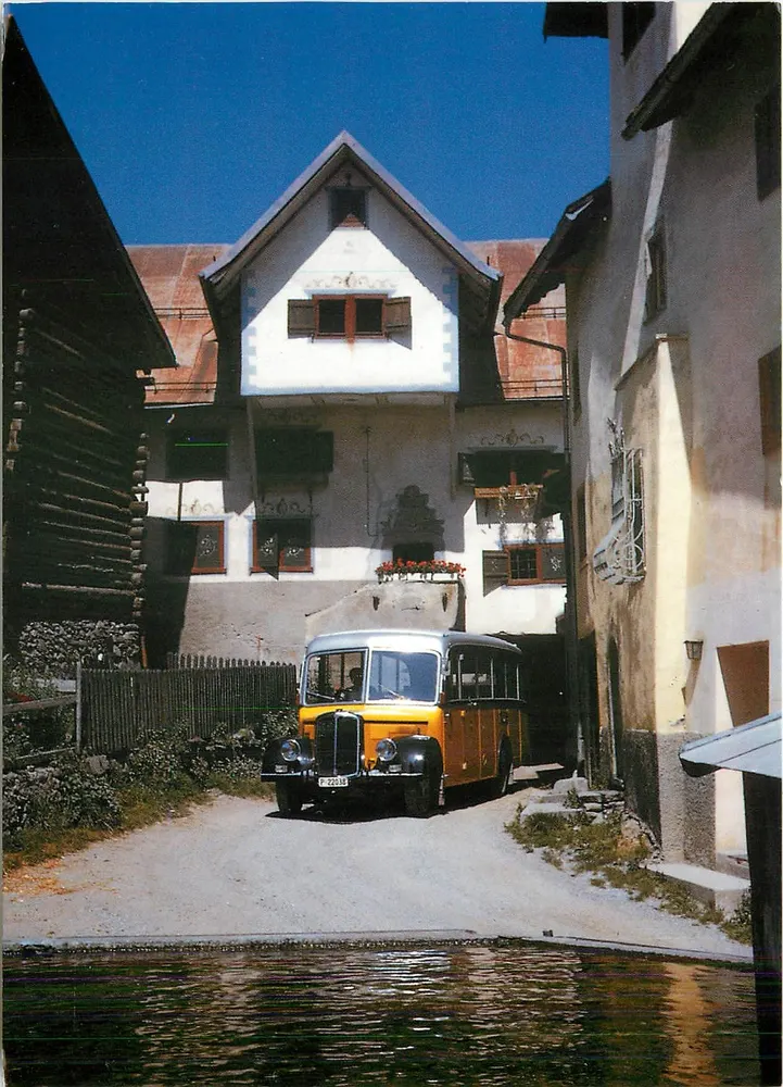 Sarn GR — SAURER/Hess 2C CTID Alpenwagen II P 22038 (1951) — Verlag Andreas Wittwer - Recto
