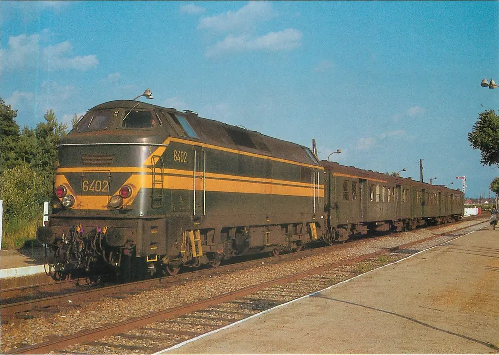 Locomotive diesel-hydraulique BB série 64 — retirée en 1983 — CPL n° 1024 - Recto
