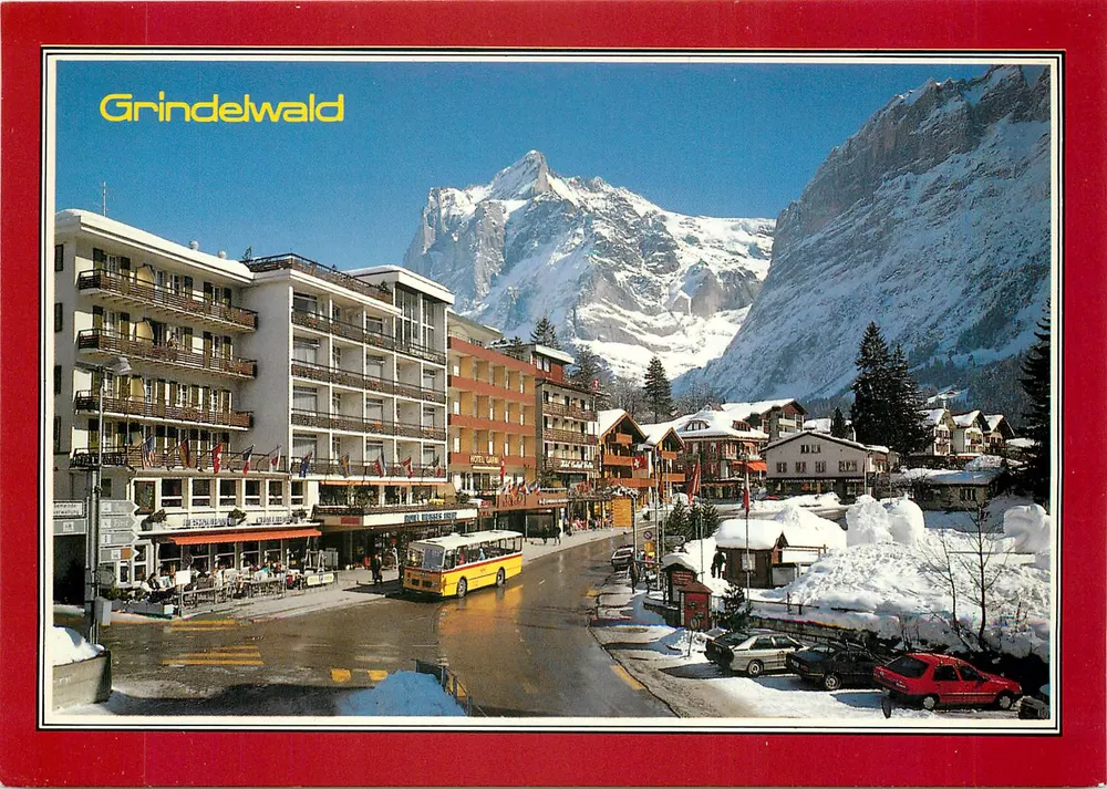 Grindelwald — vista da estação de esqui com montanhas nevadas — Photoglob premium line - Frente