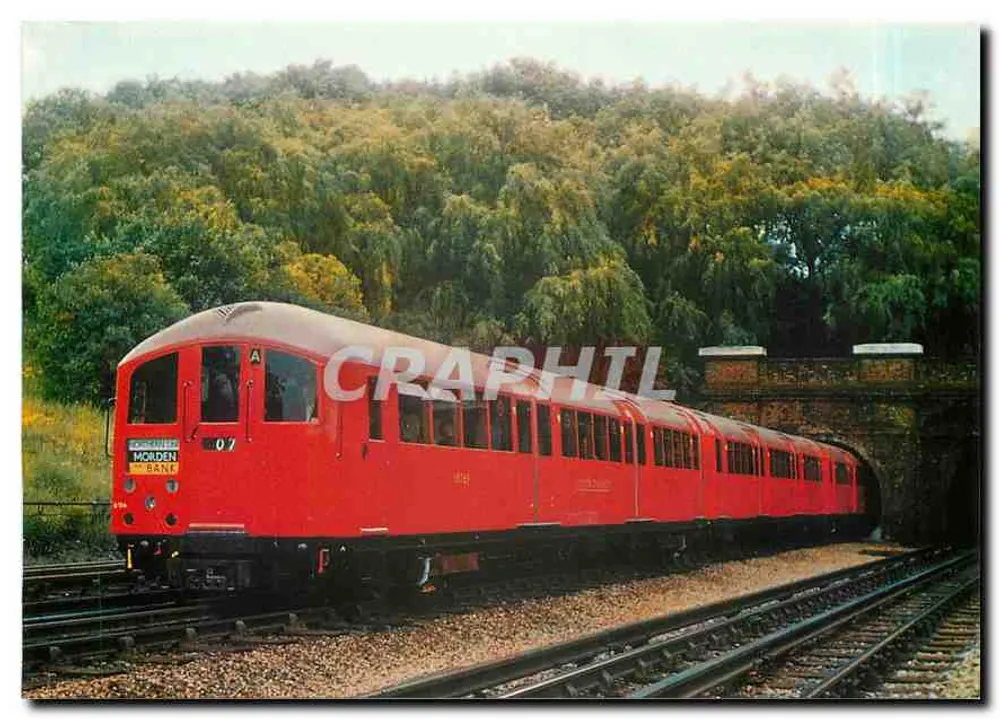 मोर्डन में ट्रेन — 1938 ट्यूब स्टॉक — फोटो प्रिसीजन लिमिटेड, हंटिंगडन - आगे