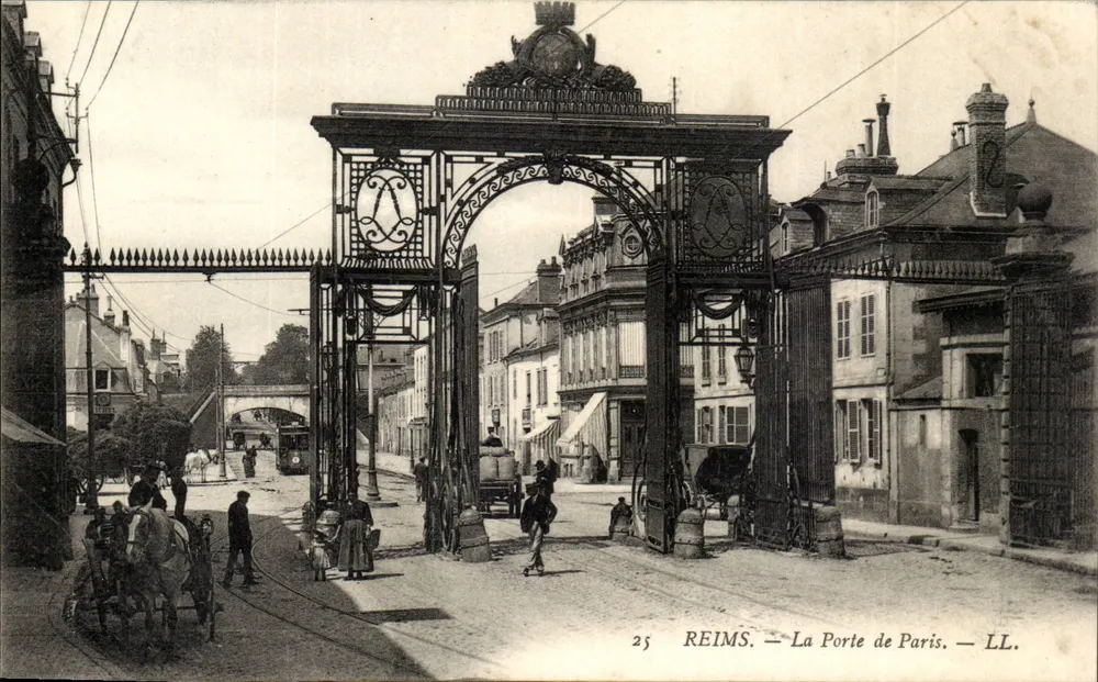 Reims — A Porta de Paris — LL. n°25 - Frente