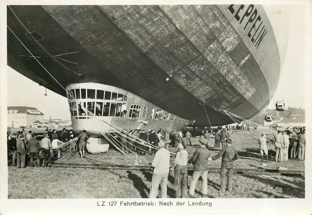 LZ 127 Zeppelin — Após pouso — Zeppelin-Verlag - Frente