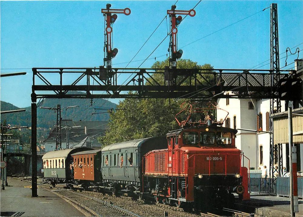 Lokomotiva 160 005-5 — eletricidade-güterzug da DB — REIJu Color Karte Bilhete postal antigo 1130 - Frente