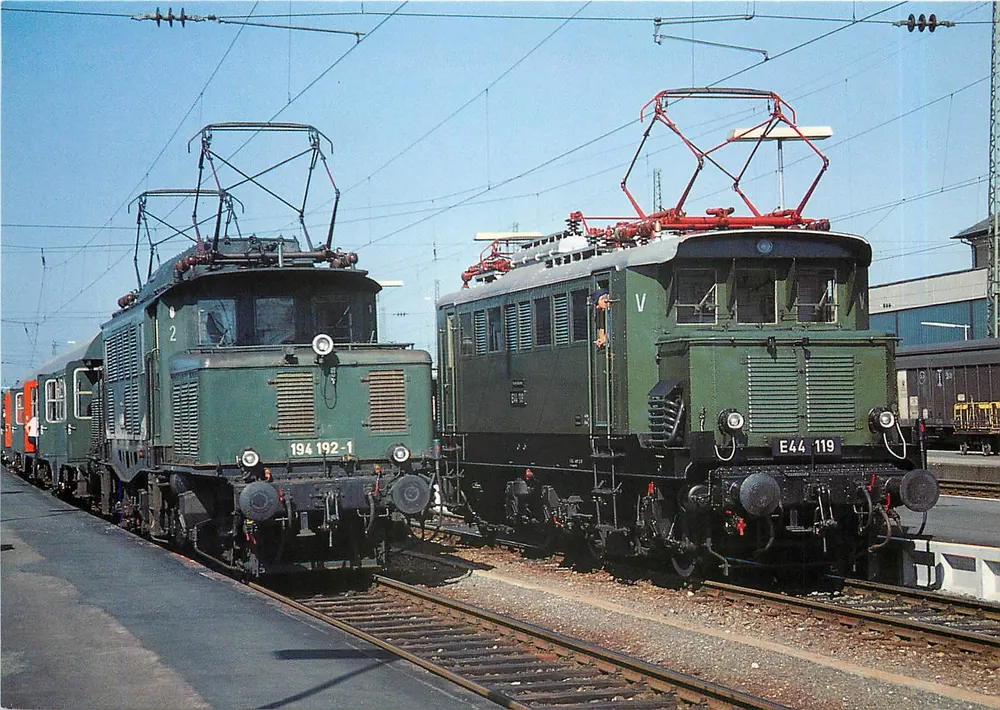 Dwie elektryczne lokomotywy BR 194 192-1 i E44 119 — DGE G Zug, Bf. Lichtenfels — REIJU Color Karte - Awers