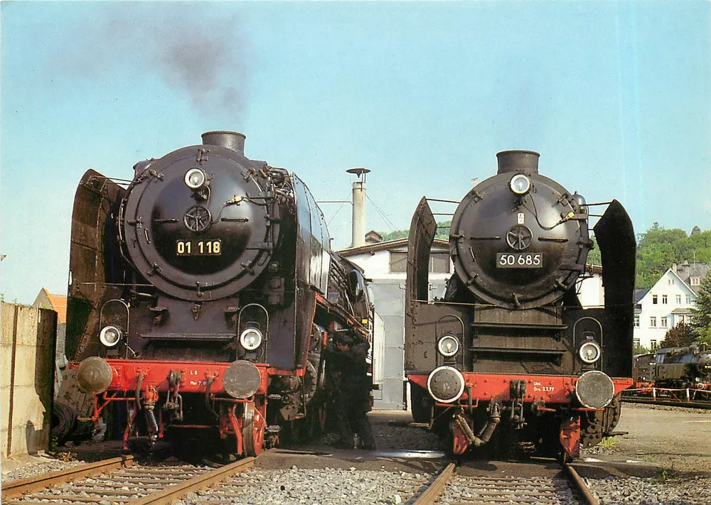 Locomotivas 01 118 y 50 685 — de la Asociación Histórica Ferroviaria Frankfurt/M. e.V. — E.-Holzborn-Verlag 11008/4 - Anverso
