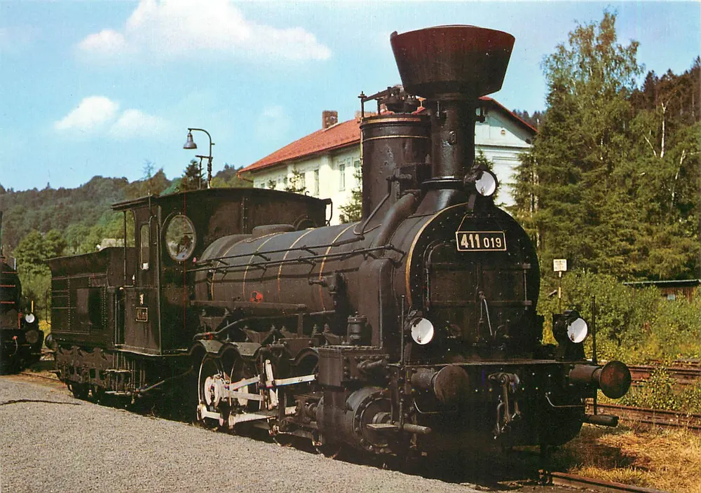 Locomotiva 411 019 — Dn2 — Tchecoslováquia — Deutsche Gesellschaft für Eisenbahngeschichte e.V. - Frente