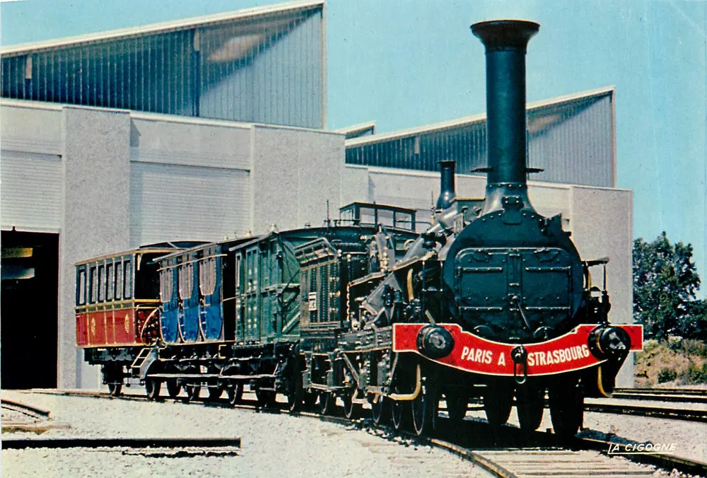 Trem a vapor de Paris para Strasbourg — Museu francês do ferroviário Mulhouse — Éditions La Cigogne - Frente