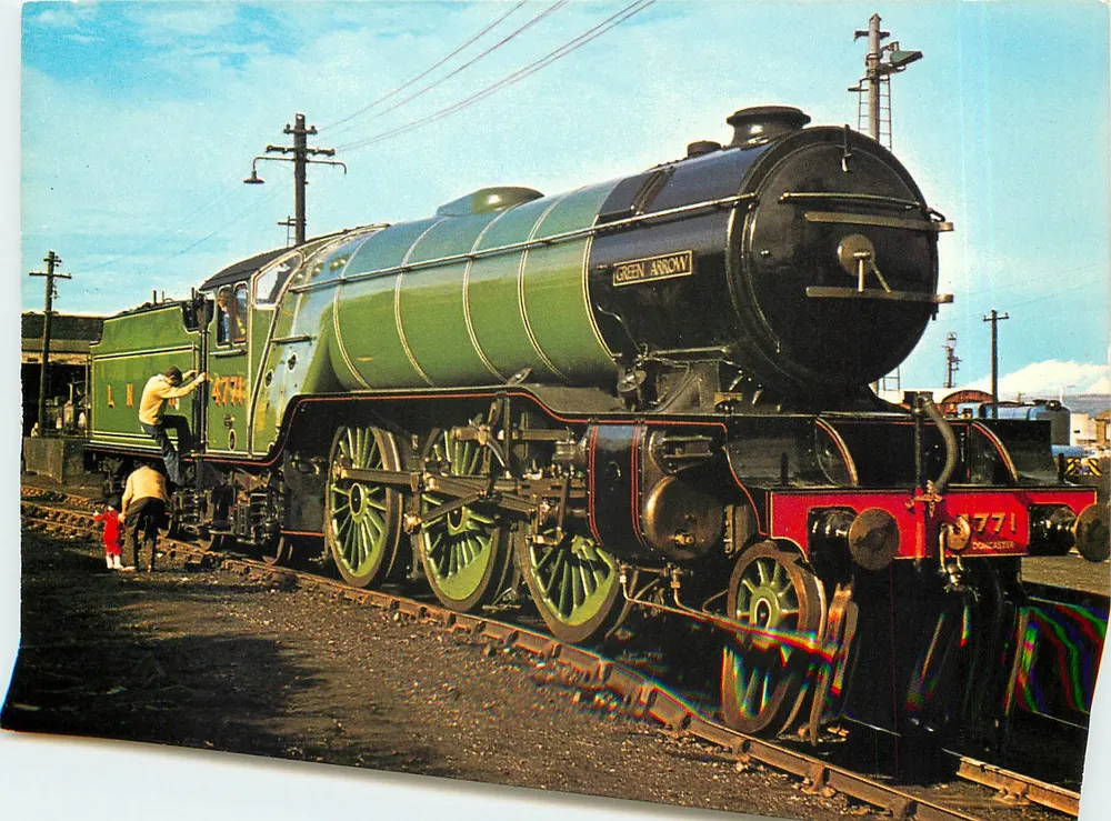 एल.एन.ई.आर. 2-6-2 क्लास वी2 नंबर 4771 'ग्रीन एरो' — डॉनकेस्टर स्टेशन — पोस्ट डेनिस प्रोडक्शंस, कलेक्टर्स आइटम नंबर 14 - आगे