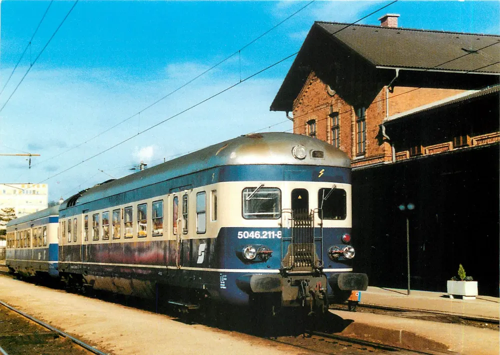Zug ÖBB 5046.211-8 — Graz Ostbahnhof — der bahnladen, n° 11034/91 - Vorderseite