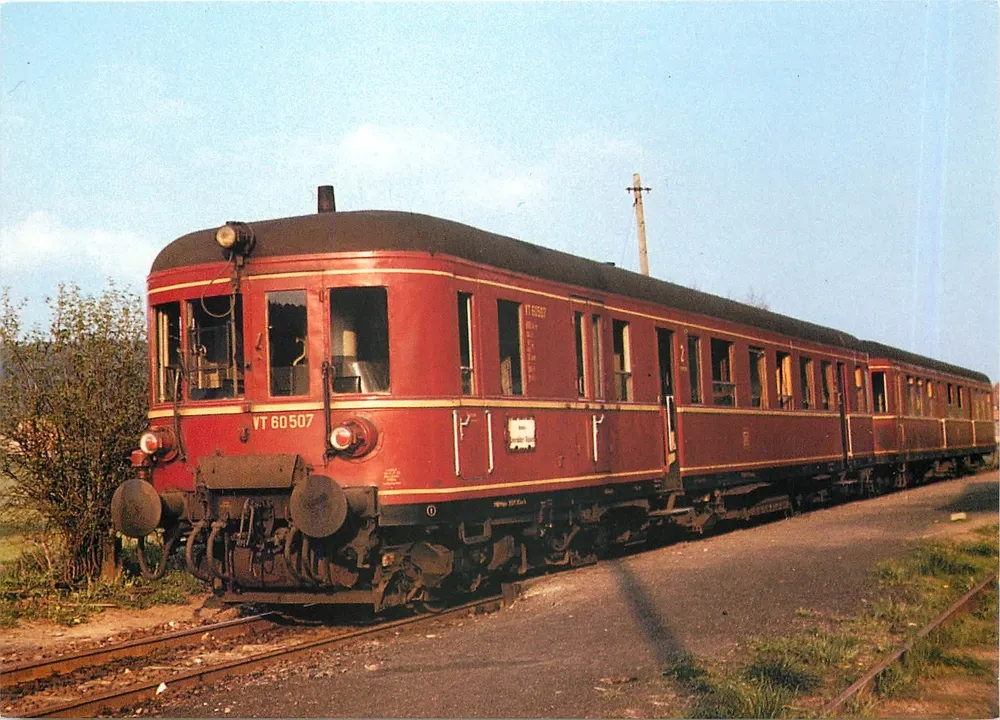 Dampfhydraulischer Zug VT 60507 — Unteribibert-Rugland (1965) — der bahnladen, n° 10557/90 - Vorderseite