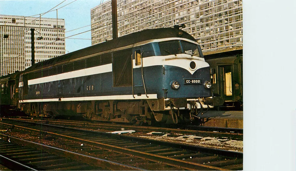 Diesellocomotief CC 8001 — prototype met mechanische aandrijving — Cercle Ouest Parisien d'Études Ferroviaires, serie 1980 - Voorkant
