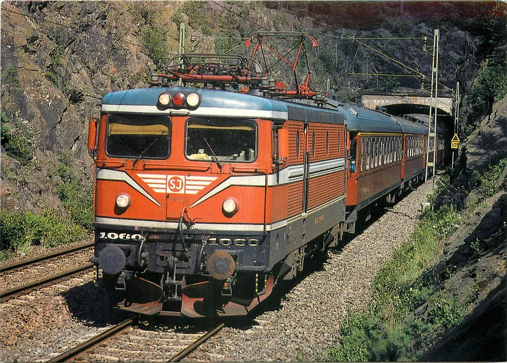 Zuglokomotive Rc3 1060 — SJ (Schwedische Staatsbahnen) — der bahnladen - Vorderseite