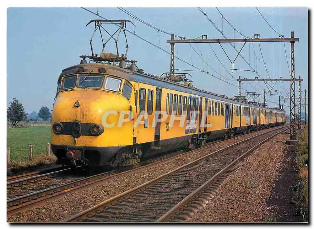 Elektrischer Zug NS 'de Hondkop' — Nijkerk, September 1982 — der bahnhaden, n° 10495/88 - Vorderseite
