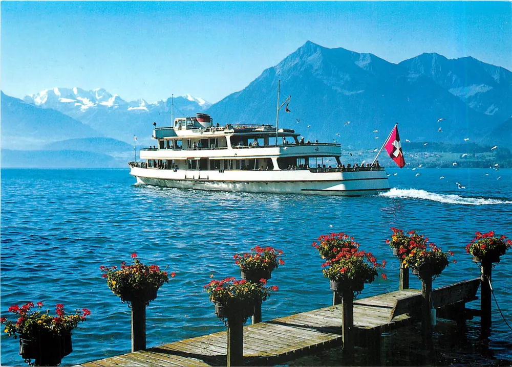 Lago de Thoune — Blümlisalp e Niesen — Photoglob Zürich/Vevey n°7148 - Frente