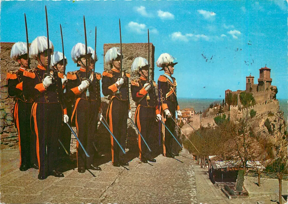 Guardas da Coroa — San Marino — editor desconhecido, número de série não visível - Frente