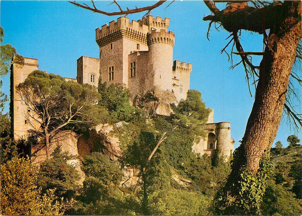 Castelo de La Barben — Arredores de Salon-de-Provence — Edições Gaudoures Naturelles - Frente