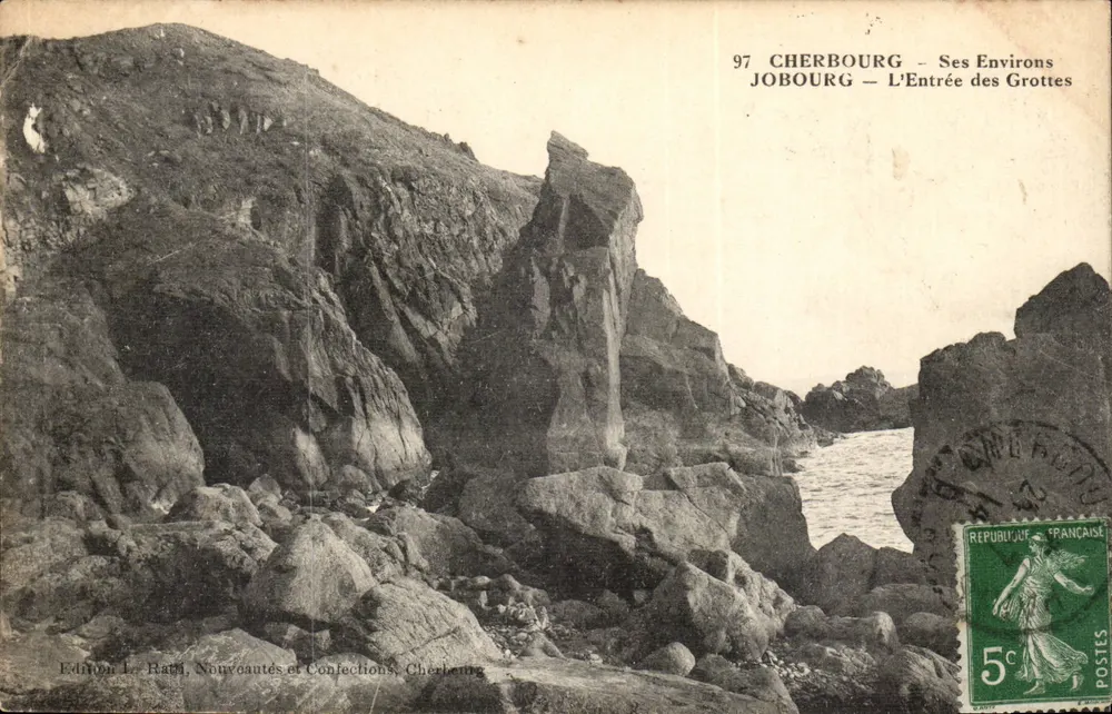 Jobourg — Eingang zu den Höhlen — Edition L. Ramb, Neuheiten und Konfiserie, Cherbourg - Vorderseite