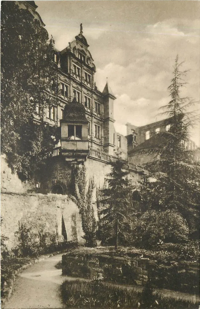 Heidelberg — Château de Friedrich avec partie du château — éditeur Heidelberg, n° 6900 - Recto