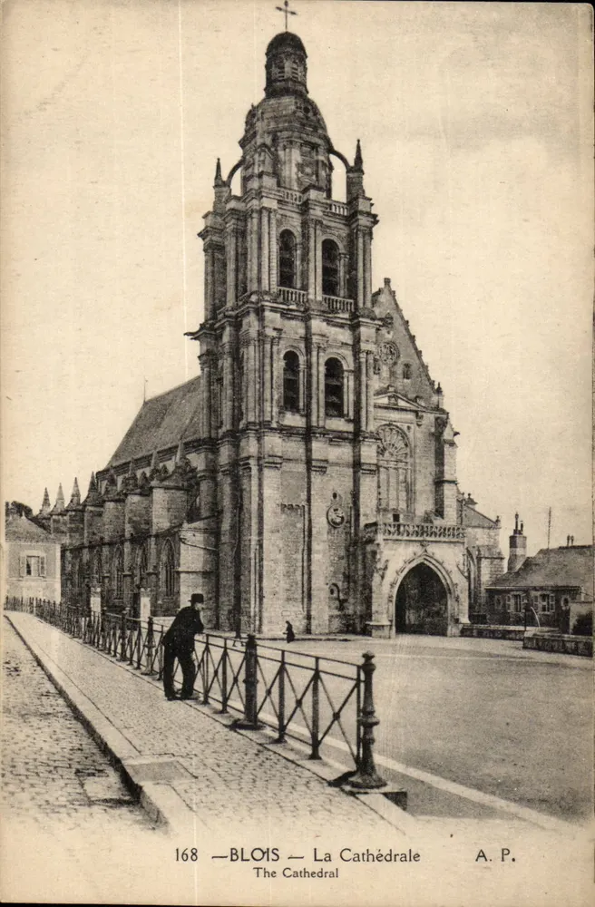 Blois — De Kathedraal — A.P. - Voorkant