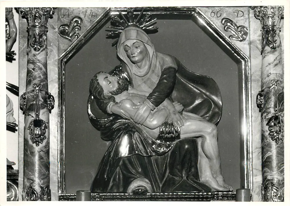 Martinskapelle Furtwangen — statue de la Pietà — n° 60 D - Recto