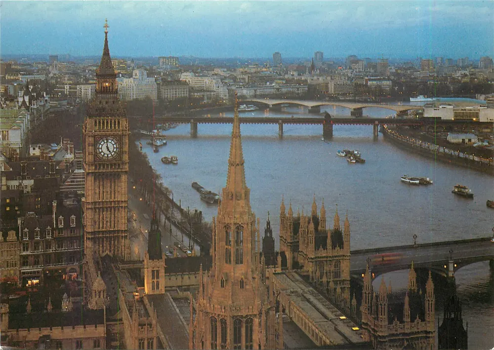 Londres: Big Ben e rio Thames ao entardecer — Charles Skilton's Postcard Series, n°148 - Frente