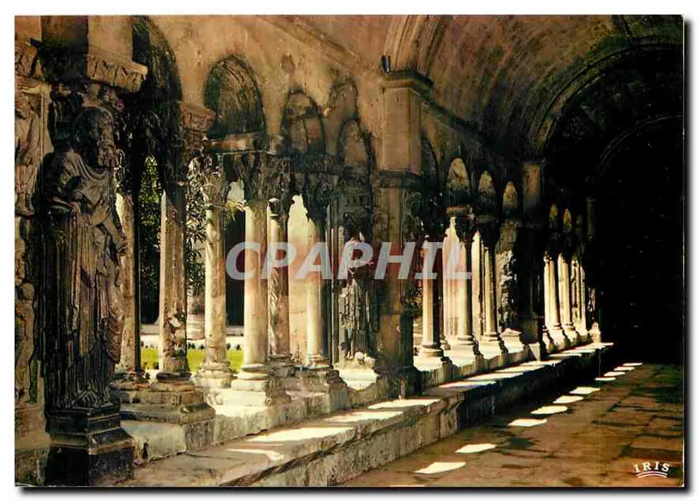O Claustro de São Trofimé — Arles — Editor IRIS - Frente