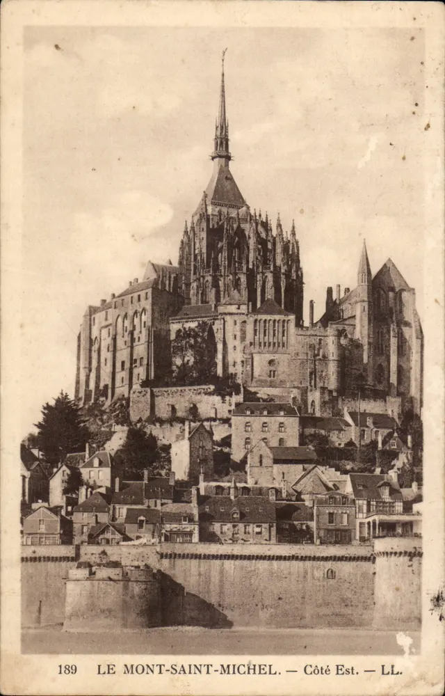 O Mont-Saint-Michel — Lado Leste — LL. — n° 189 - Frente
