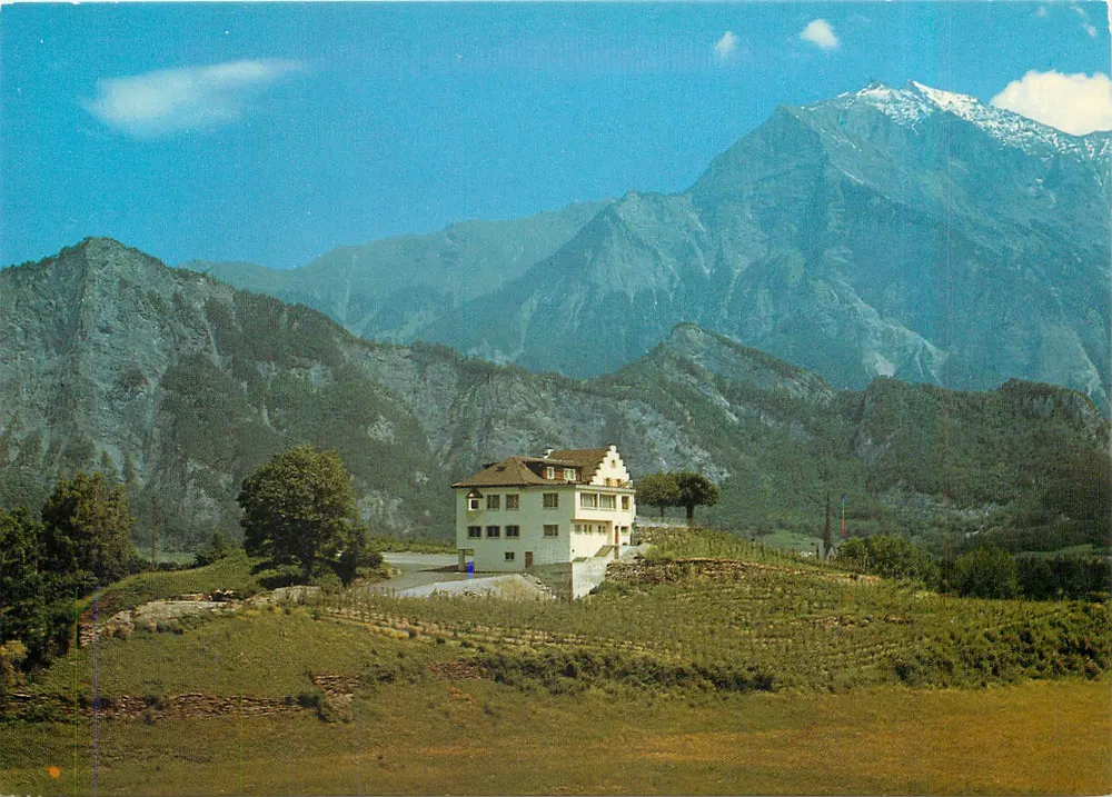 Bad Ragaz — Rest. «Schlössli-Büel» mit Falknis — Foto F. Ragaz, n°257 - Recto
