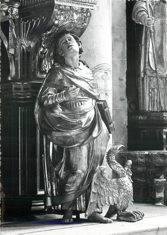 Gurk na Caríntia, Roman Dom — estátua de São João Batista com águia — editor Foto-Ferida, Graz - Frente