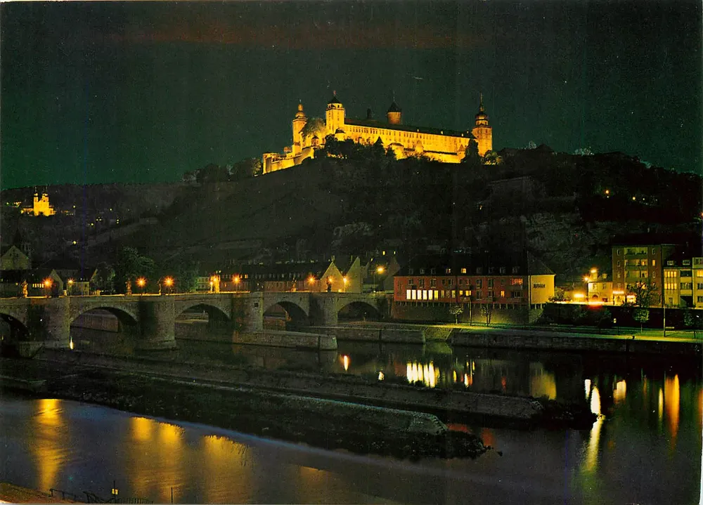 Würzburg — Festes Marienberg bei Nacht — Andres + Co. Verlag AG Hamburg, Nr. Wu 8006 - Vorderseite