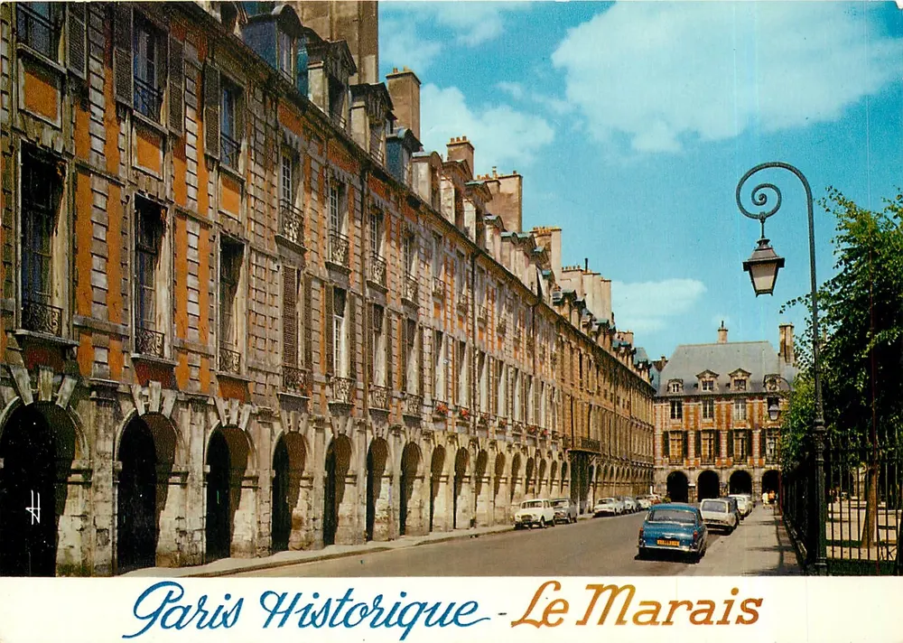 Paris Histórica - O Marais — Librairie Hachette, Paris - Frente