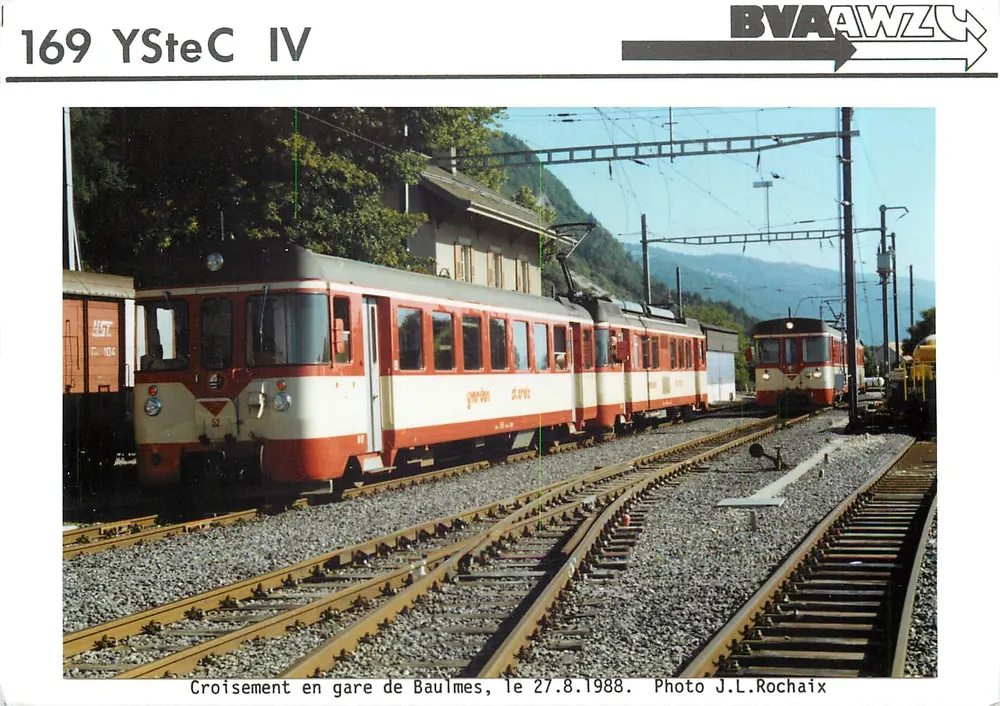 Zugkreuzung an der Baulmes-Bahnhof — 27.8.1988 — Foto J.L.Rochaix - Vorderseite