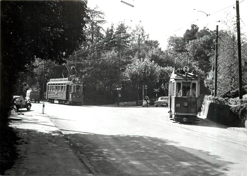 Kreuzung an der Verzweigung der rte de St-Georges, rte du Petit-Lancy — Photo J. Wiseman — 162.5 CGTE - Vorderseite