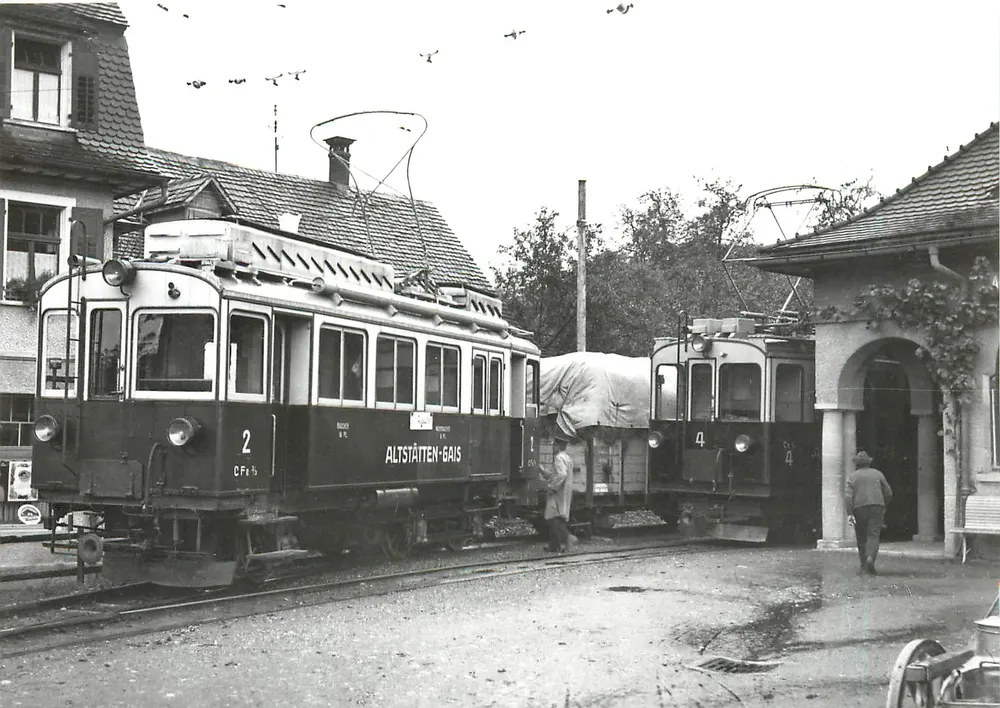 Altstätten-Gais — Tramways CFHe 2/3 et Che 4/4 — Photo W. Boegli, BVA, Lausanne - Recto