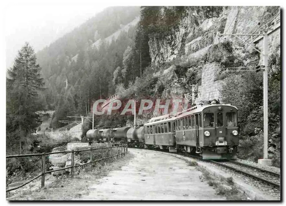 Train d'hydrocarbures entre Miralago et Le Prese — Octobre 1971 — photo R. Todt — BVA, Aloys Fauquez 180.9 RhB - Recto