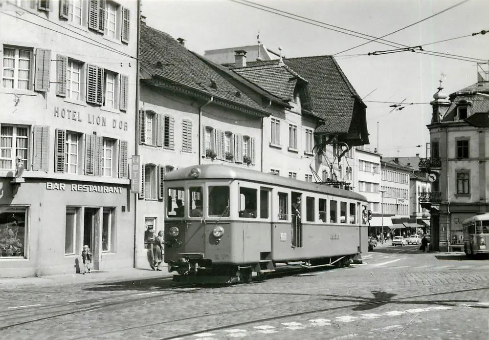 Tramway WSB BDe 4/4 16 — Aarauf, Rathausplatz — WSB 15, OH 8.33, Zürich - Recto