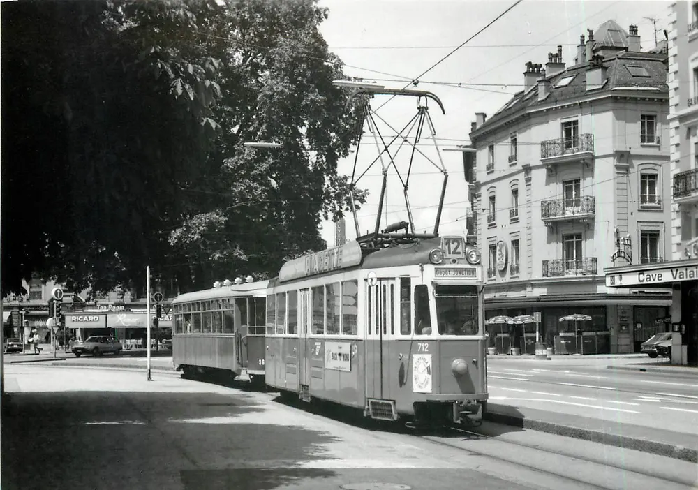 Tramway auf der Place du Cirque — Lyon — Foto R. Kallmann - Vorderseite