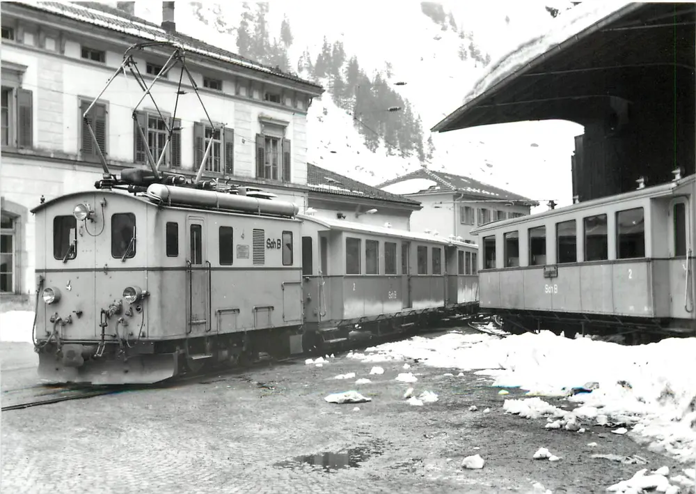एंडरमैट के लिए ट्रेन गोएस्चेनेन — 1961 — फोटो जी. मार्टिन — BVA 191.10 FO/SchB - आगे
