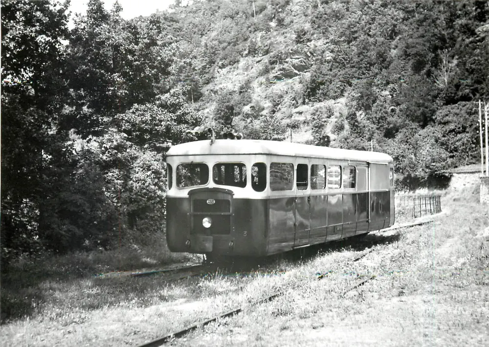 Autorail Verney A3 — Messengerservice in Vabres — Foto von M. Rifault, Sammlung J.L. Rochaix - Vorderseite