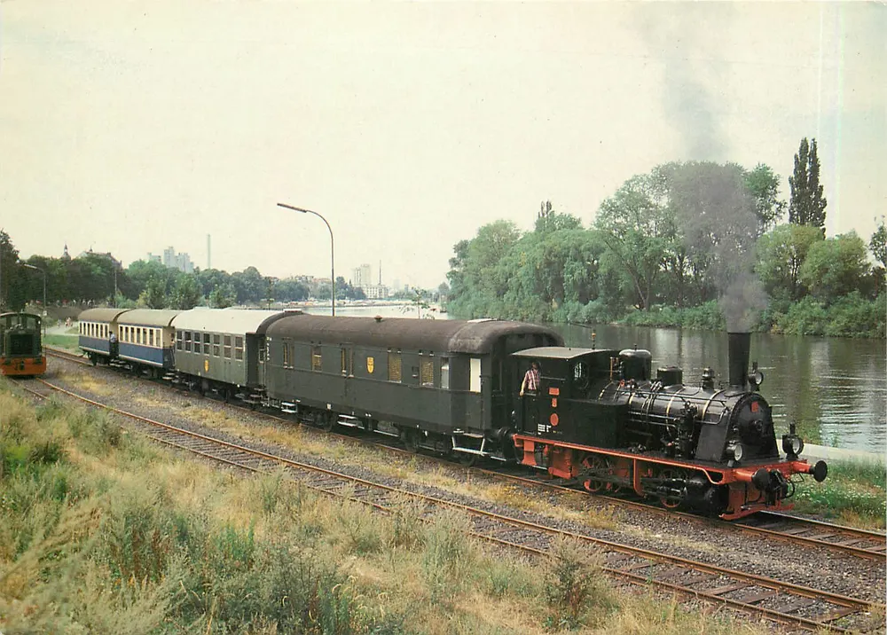 Trem a vapor na linha de Offenbach — Museu — Edição Holzborn - Frente