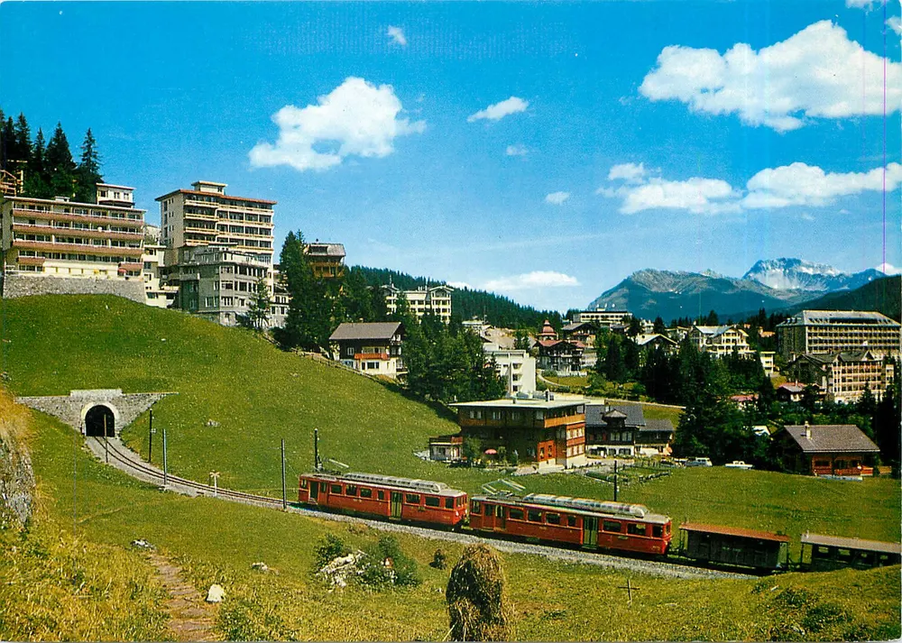 अरोसा — चुर-अरोसा-बाहन 1800 मीटर — बैंकर फोटो + वरलैग अरोसा नंबर 153 - आगे