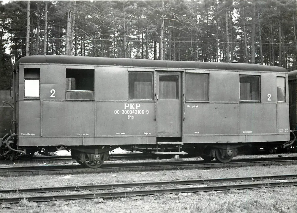 Samochód Bhpi w Kurozwieczu — 22.5.1978 — Foto J-L. Rochaix — BVA, aleja Provence 16, 528.4 PKP - Awers