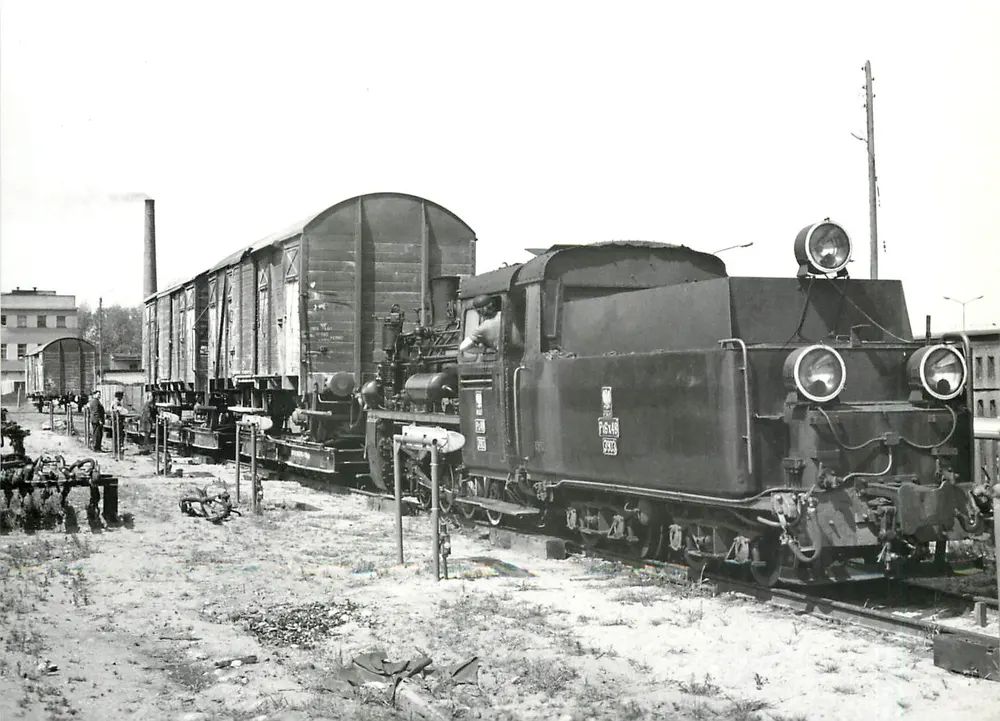 Essais lors de la livraison des «trucks» à Stargard — Photo J-L. Rochaix — BVA, av. de Provence 16, 1000 Lausanne — 528.12 PKP - Recto