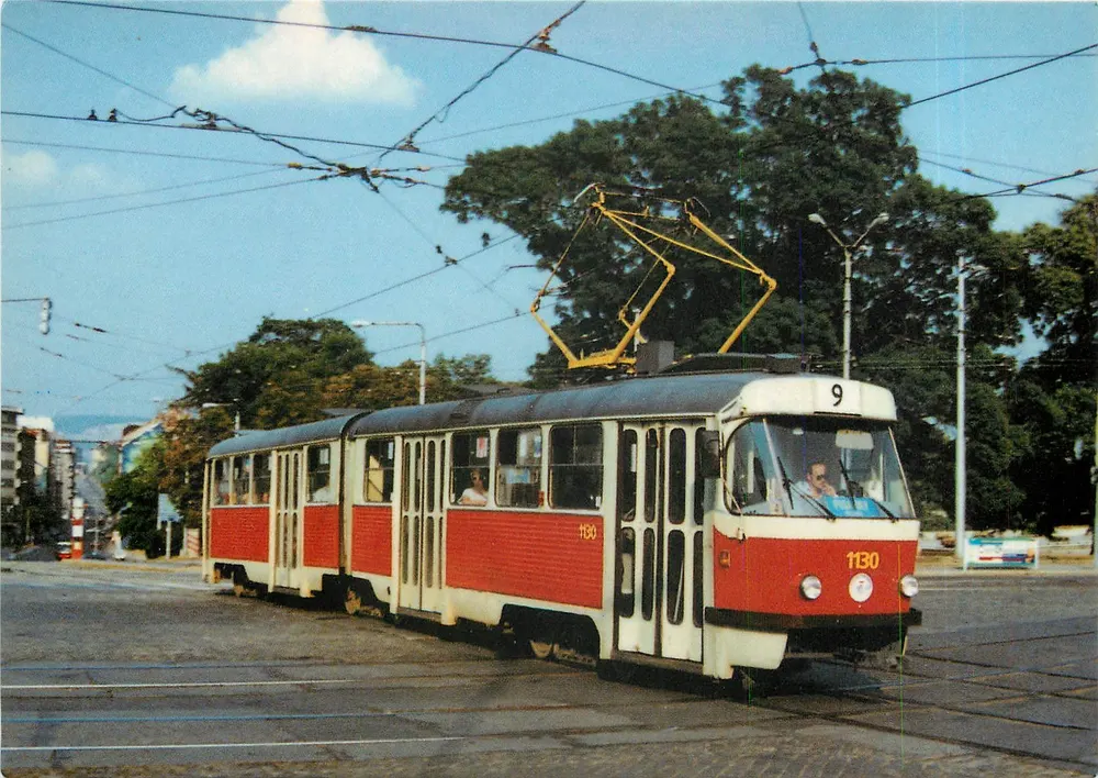 Tramway Tatra K 2 avec 4 portes — Brno, 21 août 1995 — (00-36-1) 256-2624 - Recto